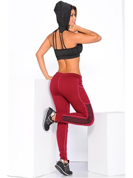 Female Sports Outfit - Original Sports Bra And Joggers