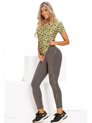 Women's Fitness Shirts With Leggings
