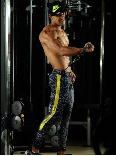 Indumentaria De Entrenamiento Para Hombre Verde 2