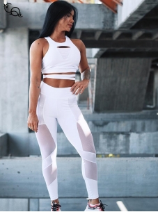 Conjunto de Top y Leggins Deportivo