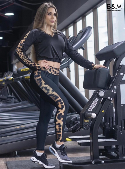 Sports Sweatshirt And Leggings