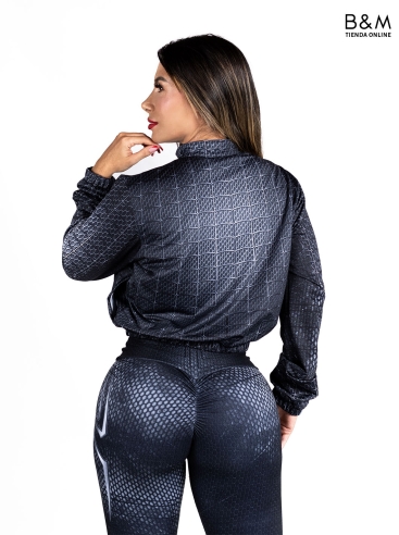 Sporty Outfit Divergent 891